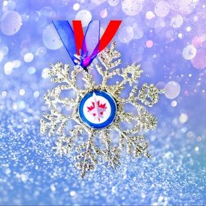 Winnipeg JETS Hockey Handmade Snowflake Ornament *NEW*